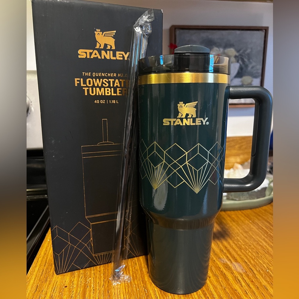 Stanley 40 oz Forest Gloss Deco Collection